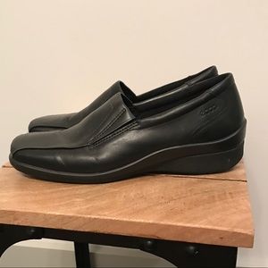 ECCO Black Slip-on wedge heel